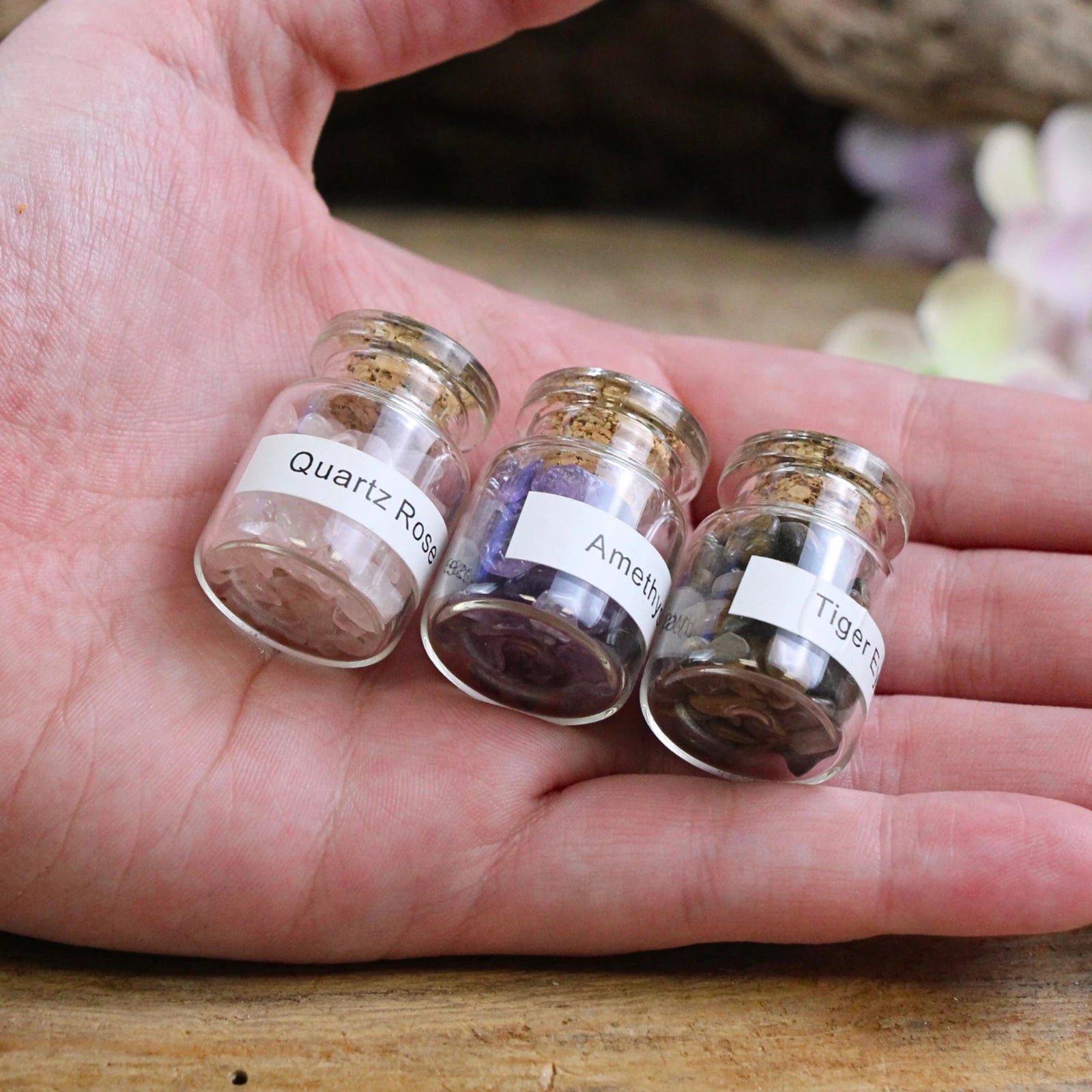 12 delige set edelsteen flesjes