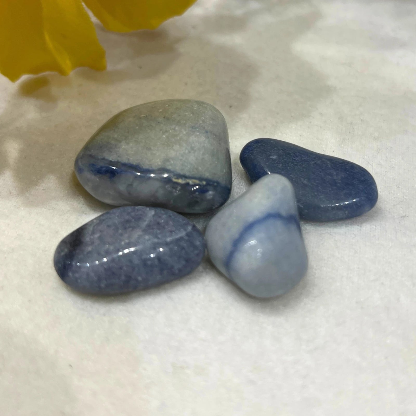 Blauwe kwarts 50 gr. trommelstenen (mt3)