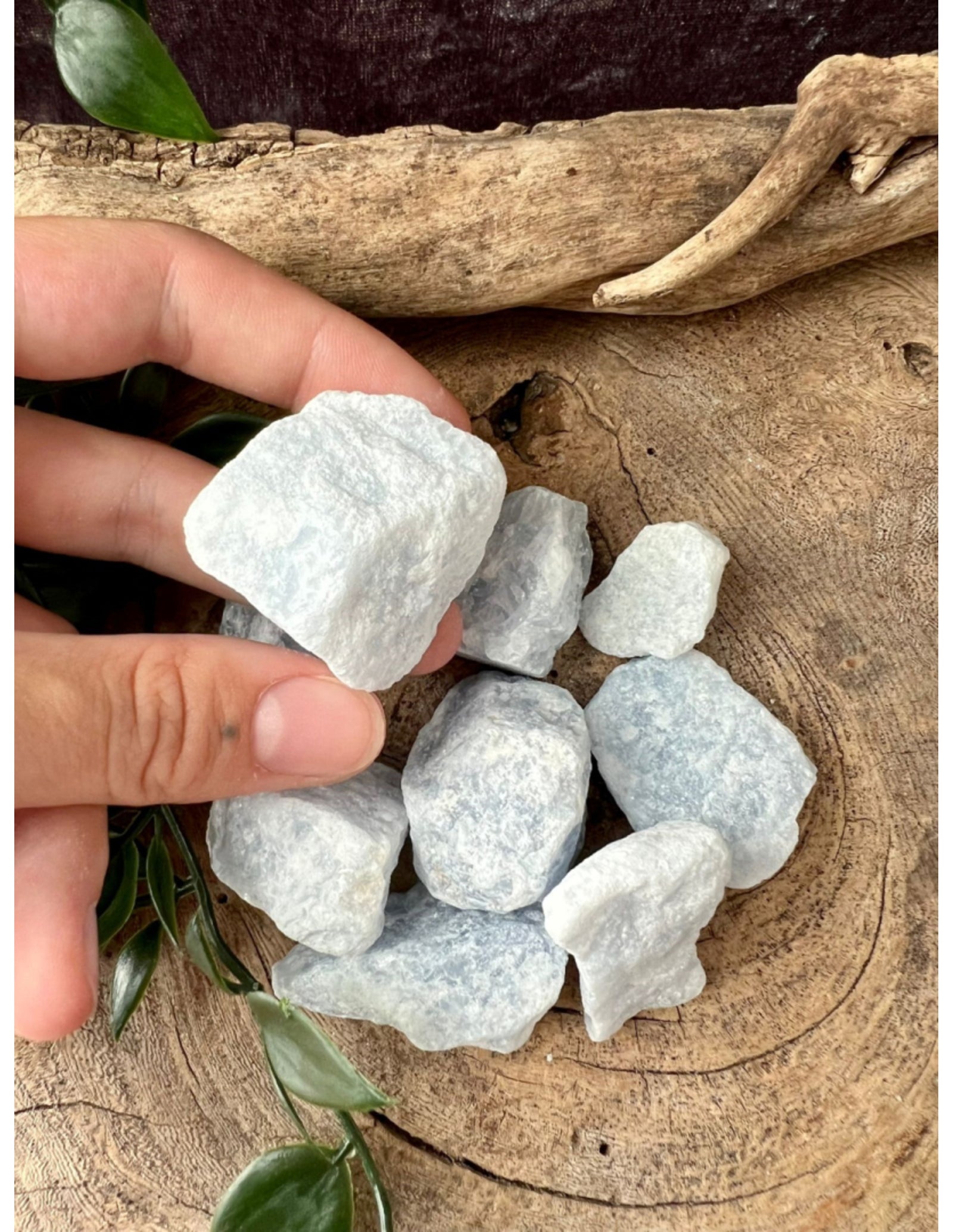 Calciet blauw 250 gr. ruwe brokjes