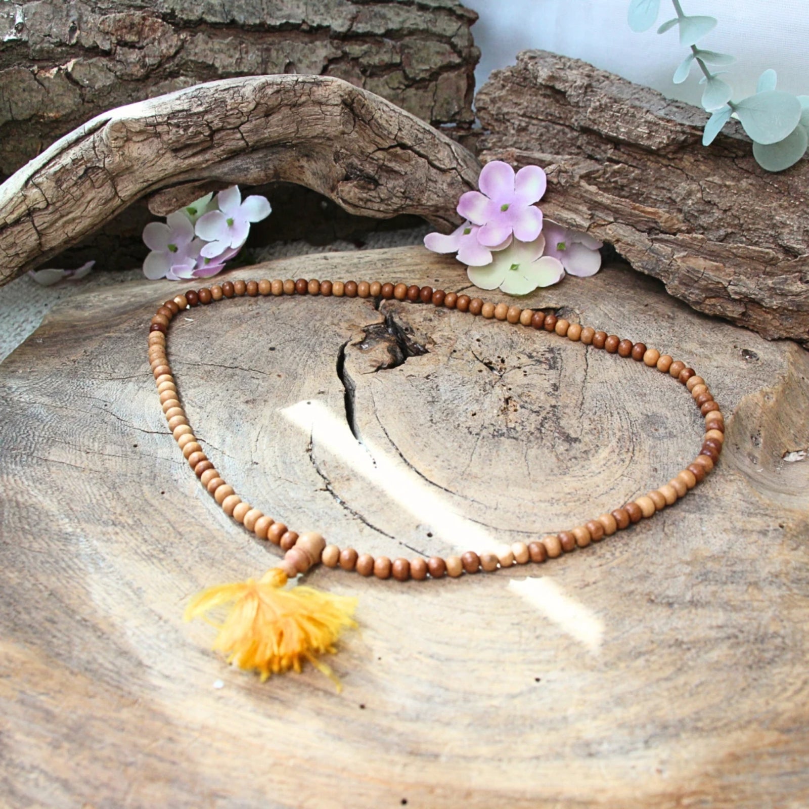 Mala sandalwood 25 cm