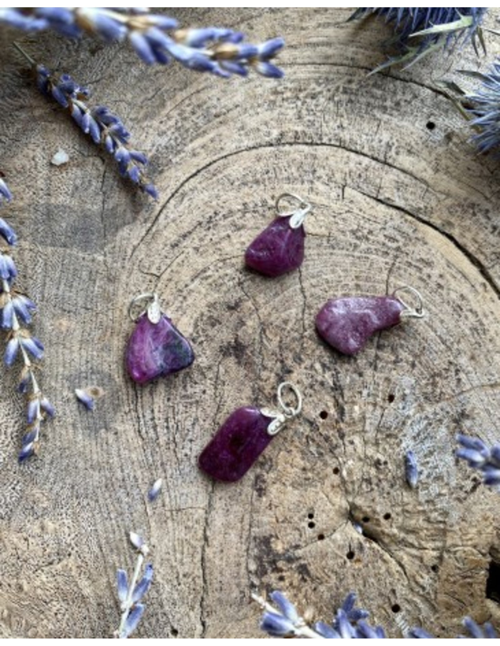 Robijn edelsteen hanger