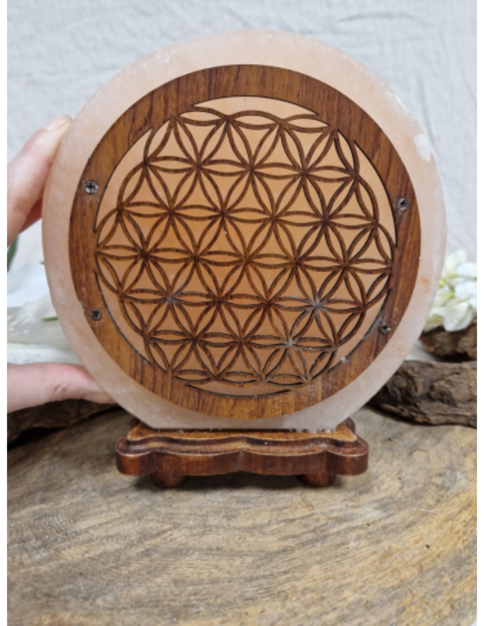 Zoutsteen lamp flower of life rond deco incl. elektra