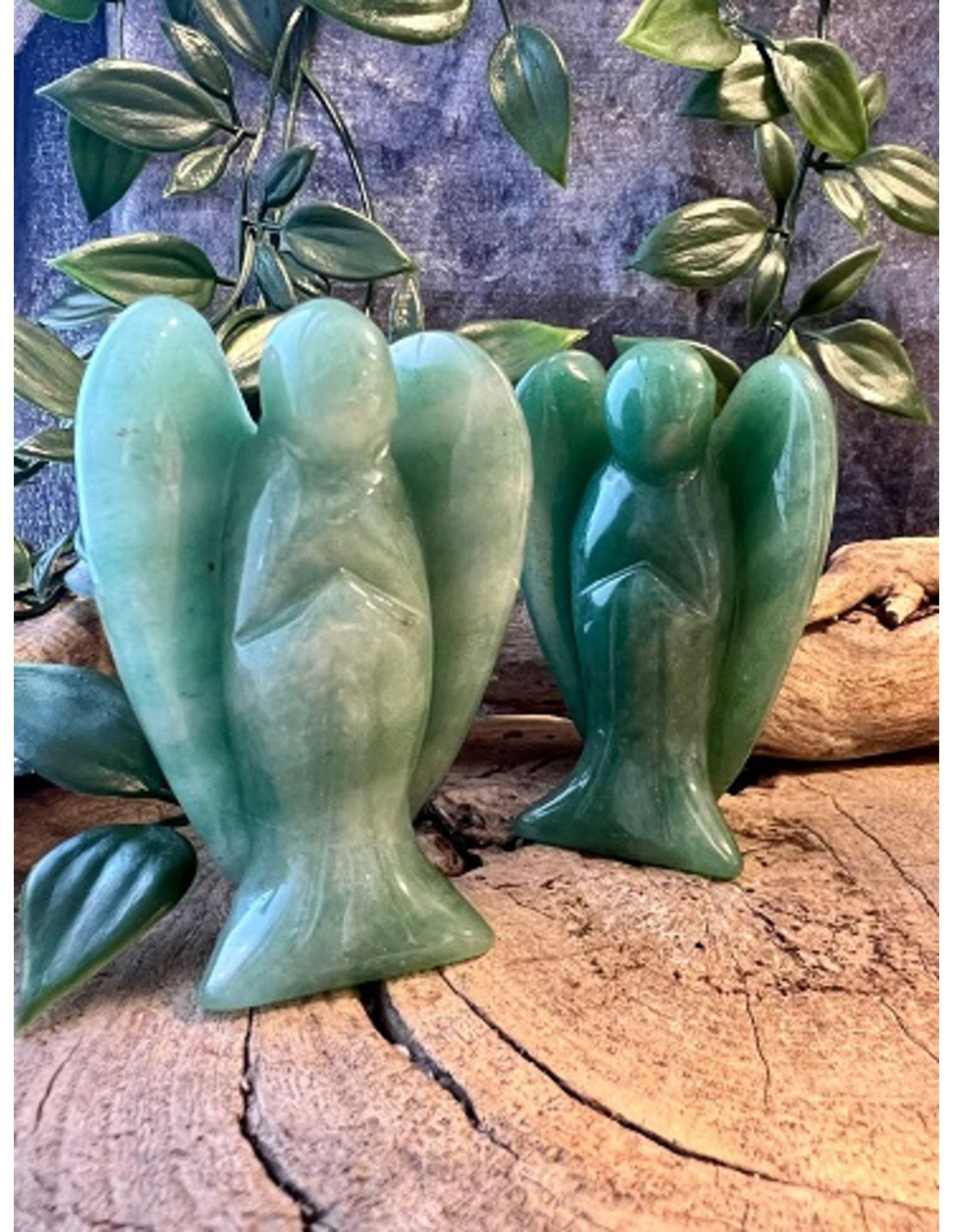 Aventurijn groen staande engel 70 mm