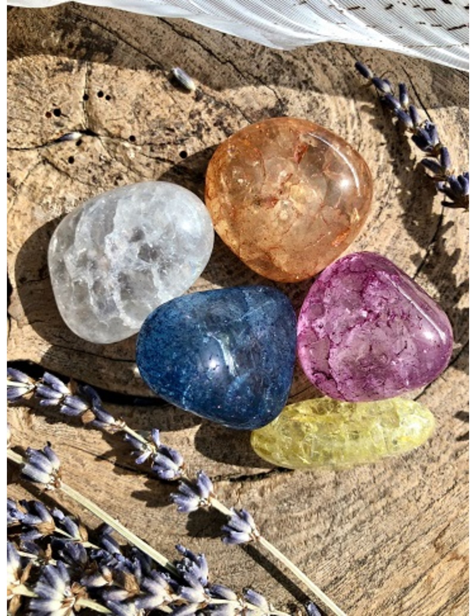 Bergkristal crackle mix 1 kg. trommelstenen (gekleurd) (mt3)