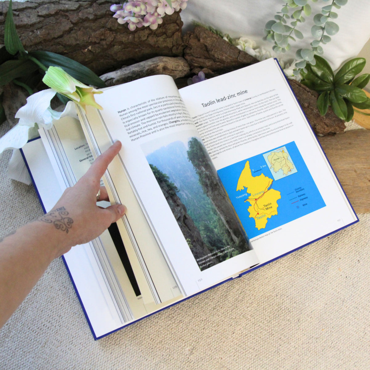 Boek- Fine Minerals of China