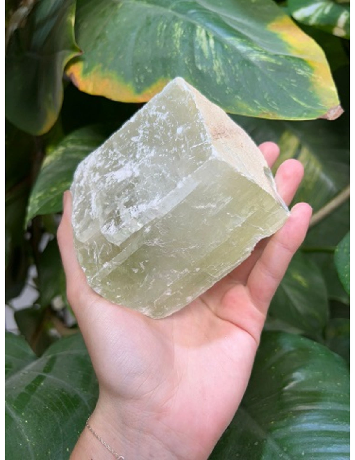 Calciet groen dubbelspaat ruw stuk 750-1000 gram