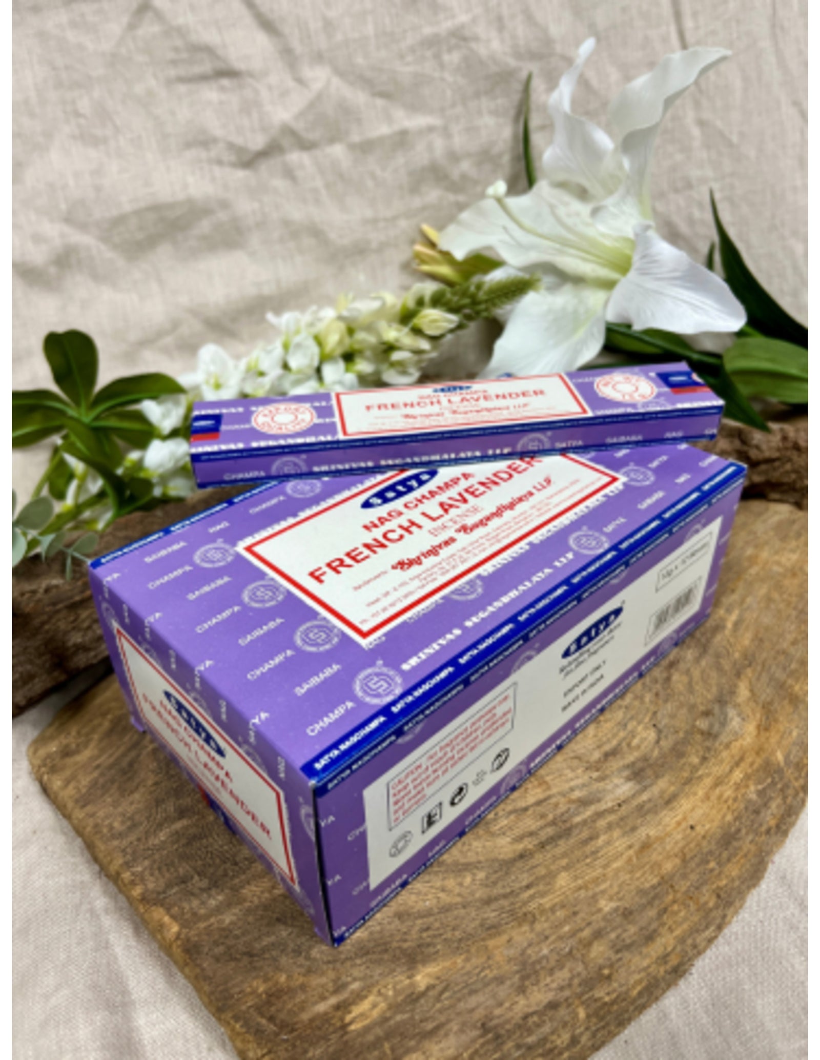 French Lavender wierook 15 grams Satya - doos van 12 st.