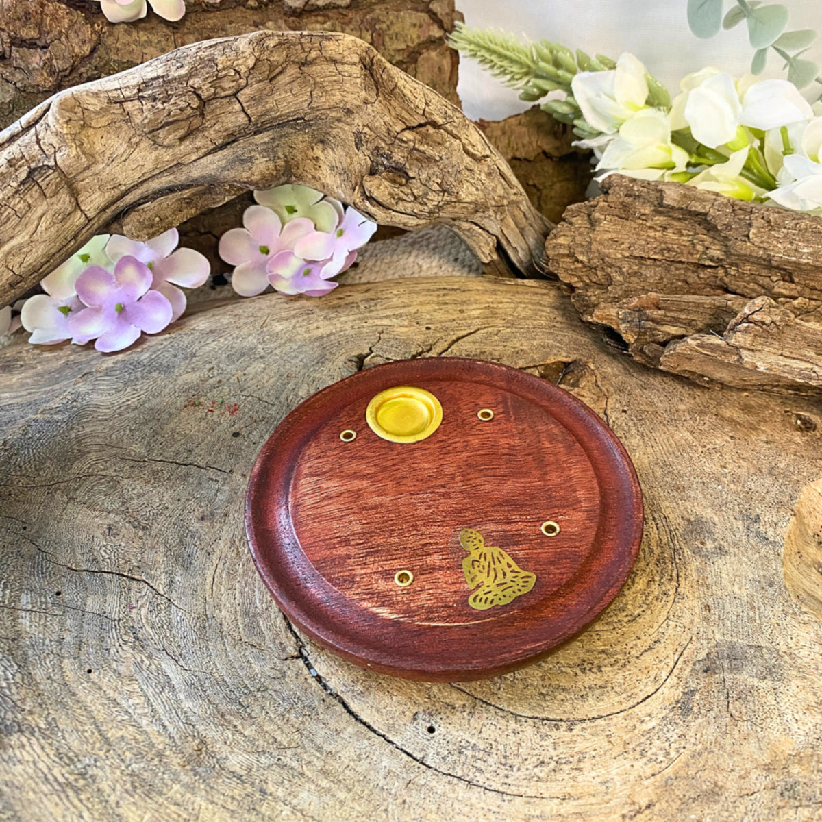 Kegel brander rond met Boeddha - wierook houder
