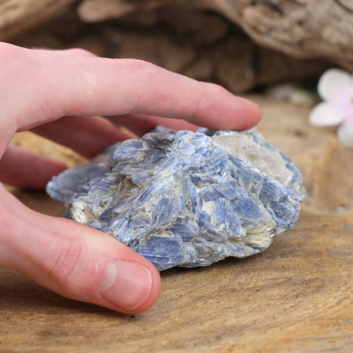 Kyaniet blauw ruw nr.14