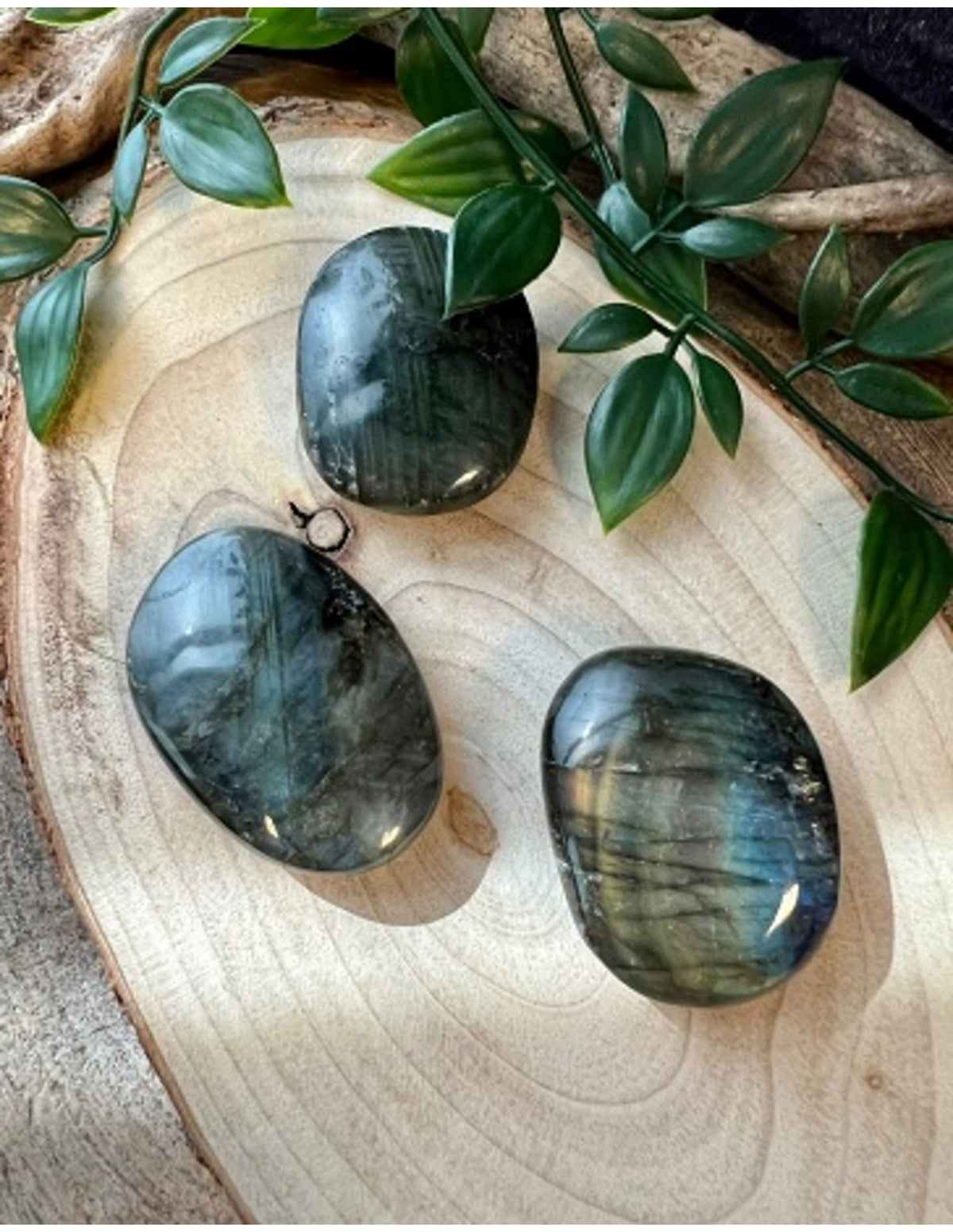 Labradoriet A Madagaskar zaksteen 20-50 gram