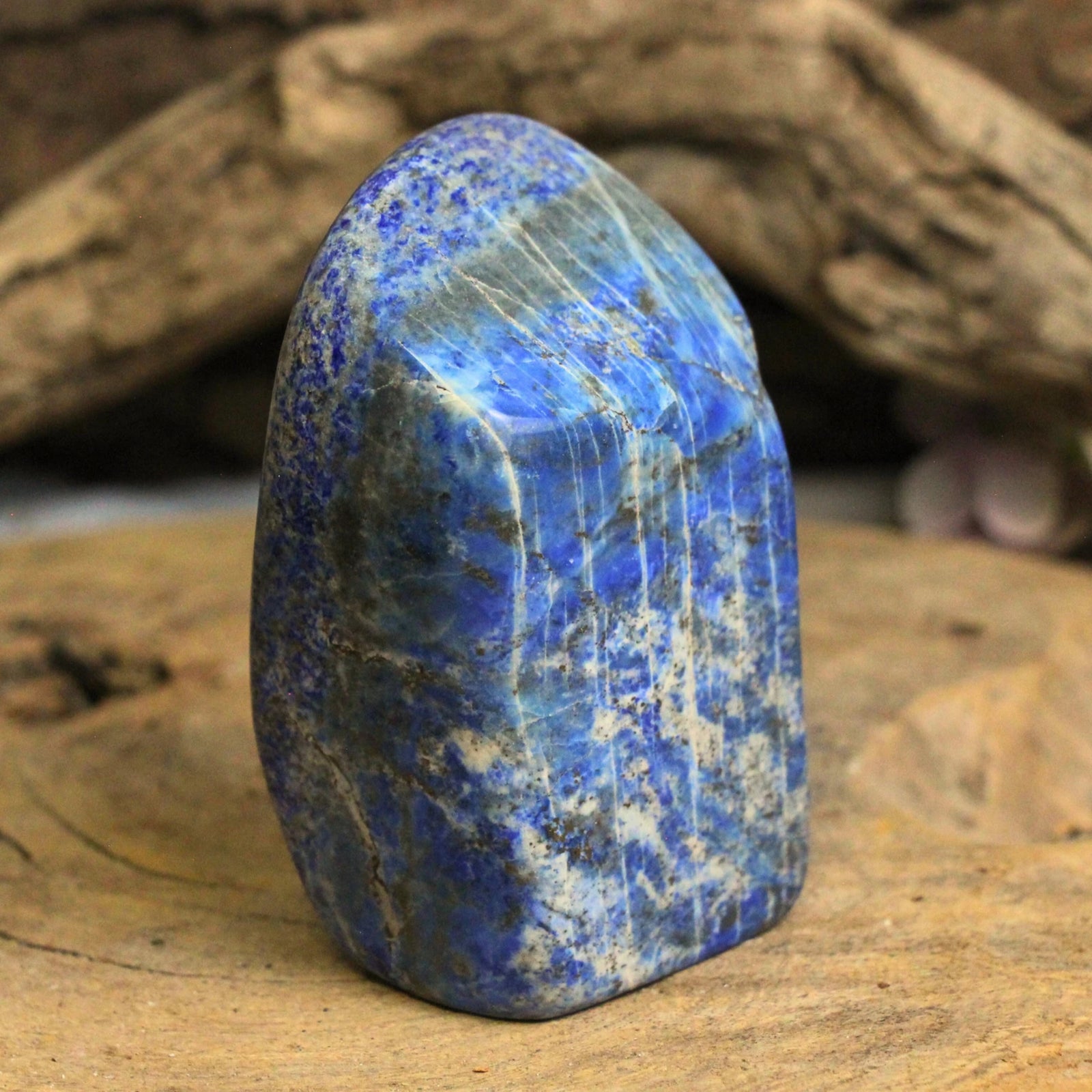 Lapis Lazuli sculptuur nr.23