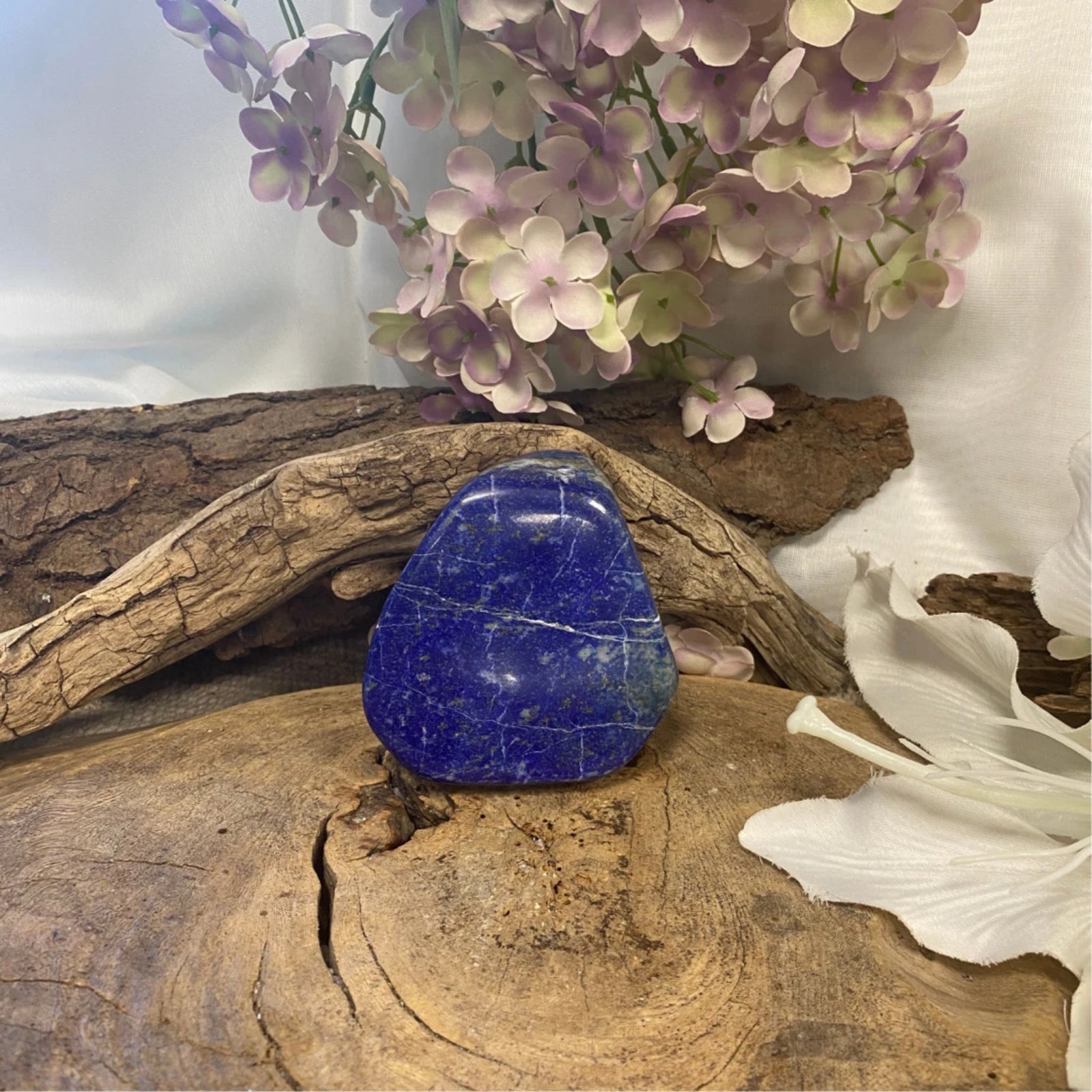 Lapis Lazuli sculptuur nr.81