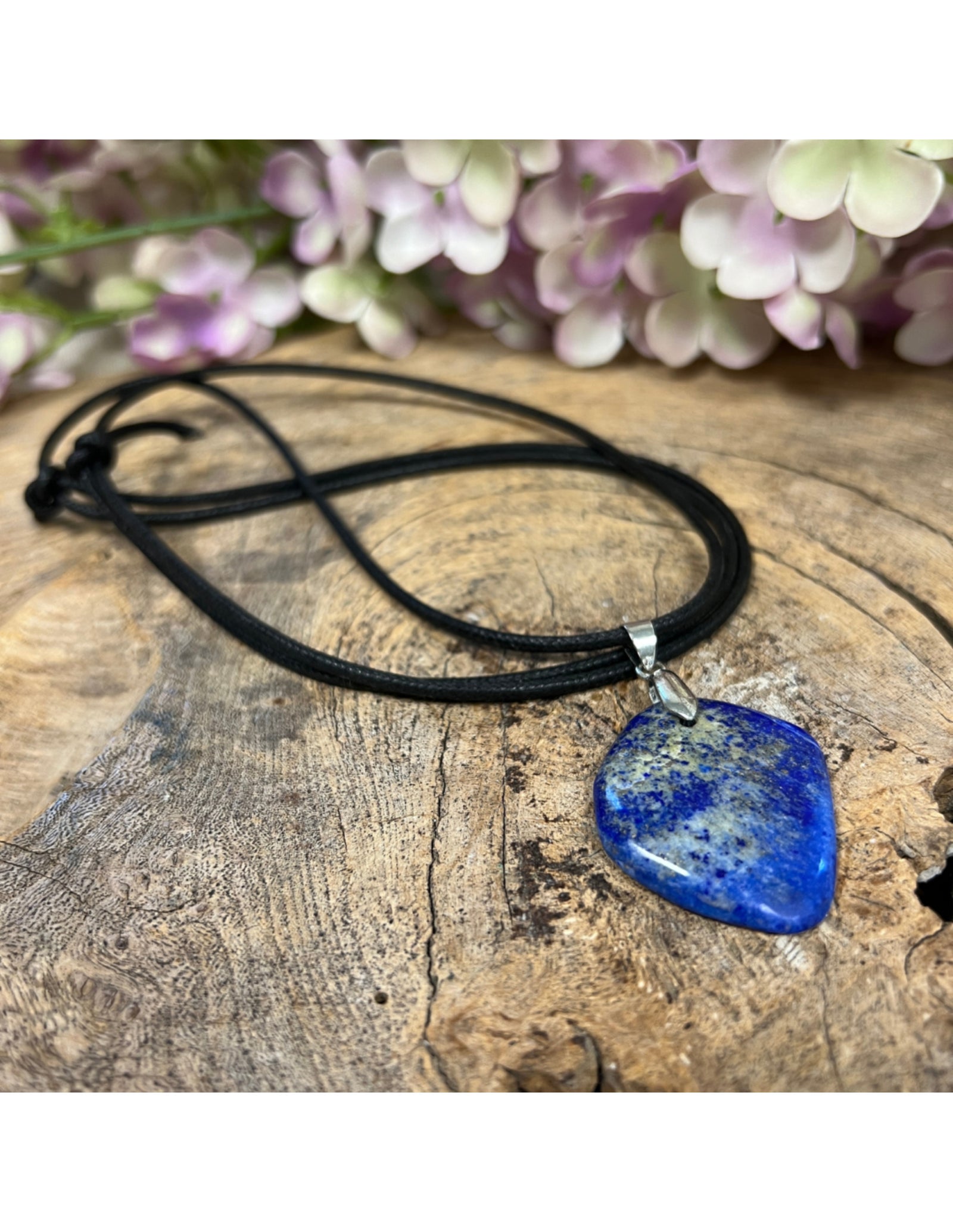 Lapis Lazuli stoere hanger aan koord