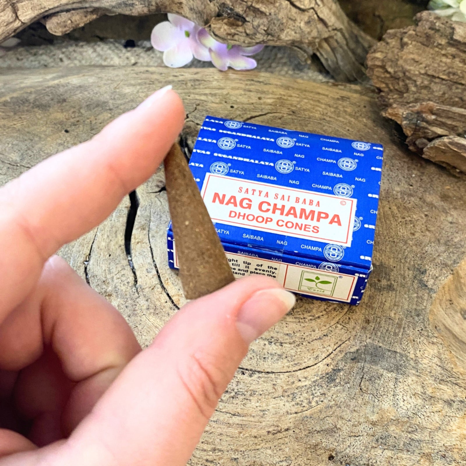Nag Champa wierook kegels - Satya - doos van 12 st.