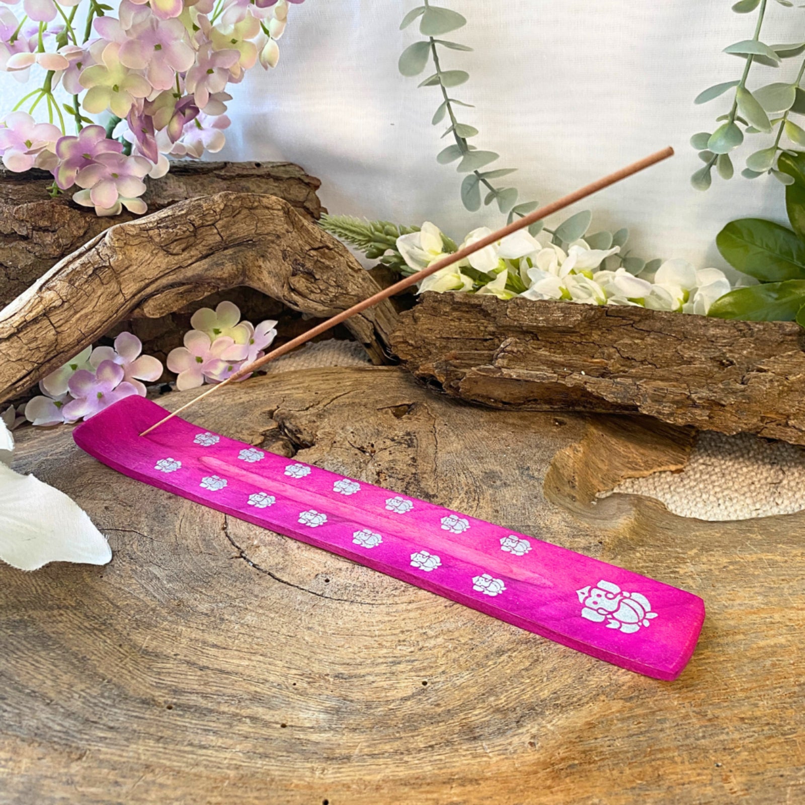 Plankje hout Ganesha - roze - wierook houder