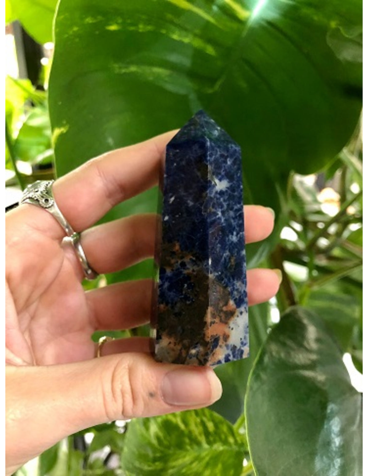 Sodaliet edelsteen punt 7-8 cm