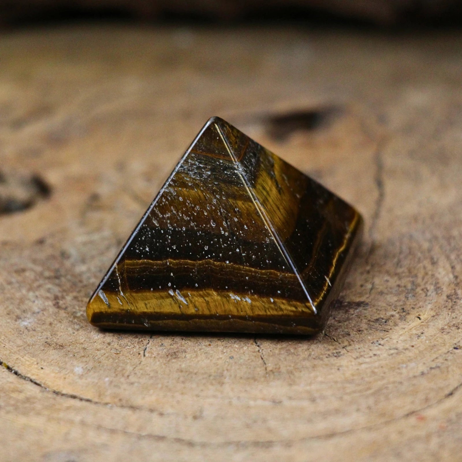 Tijgeroog 35 mm edelsteen piramide